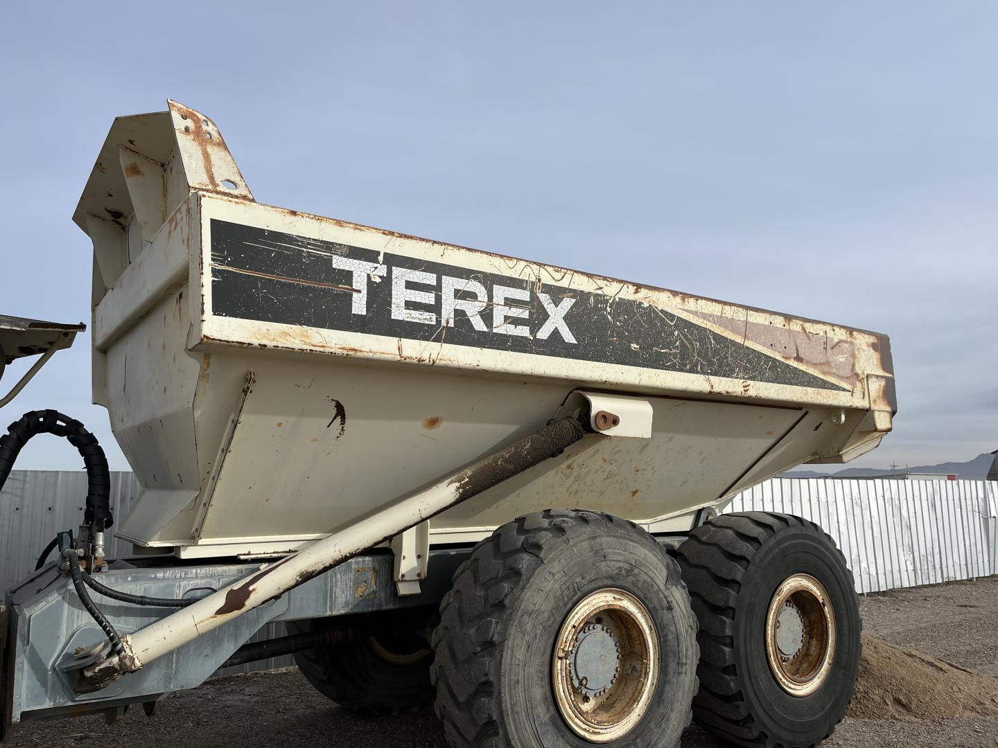 DOMPE ARTICULADO TEREX TA30